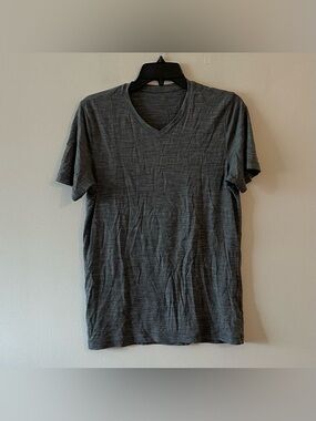 FLAWED READ Icebreaker Merino Wool Short Sleeve Grey Tee Base Layer S? V Neck